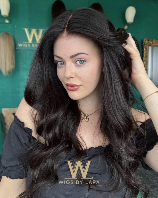 VIVIENNE- 22 inch, 150% density, M