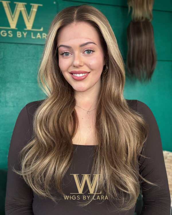 c8 CHLOÉ- 22 inch, 180% density, M