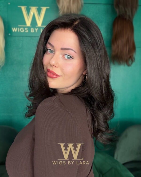 VIVIENNE - 18 inch, 180% density, M